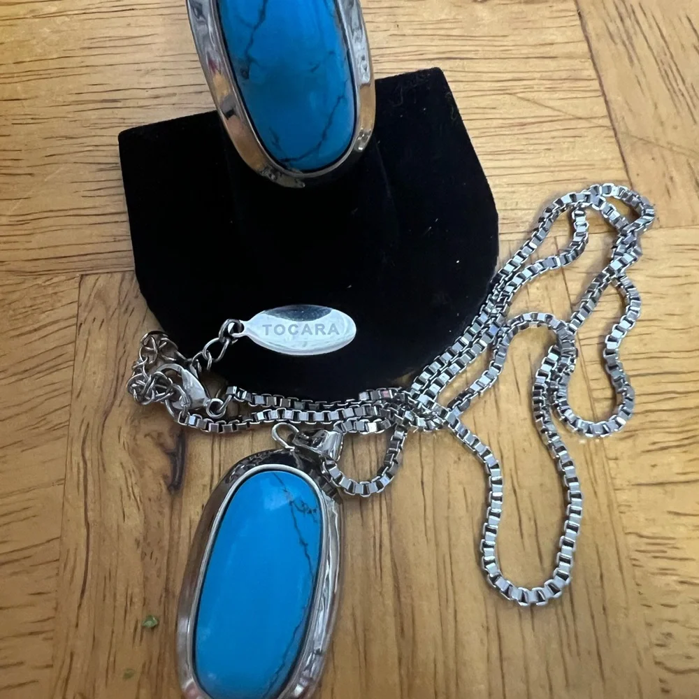 “Tocara” Silver & Blue Stone Ring 7.5 Necklace Stainless Steel Set - Picture 7 of 9